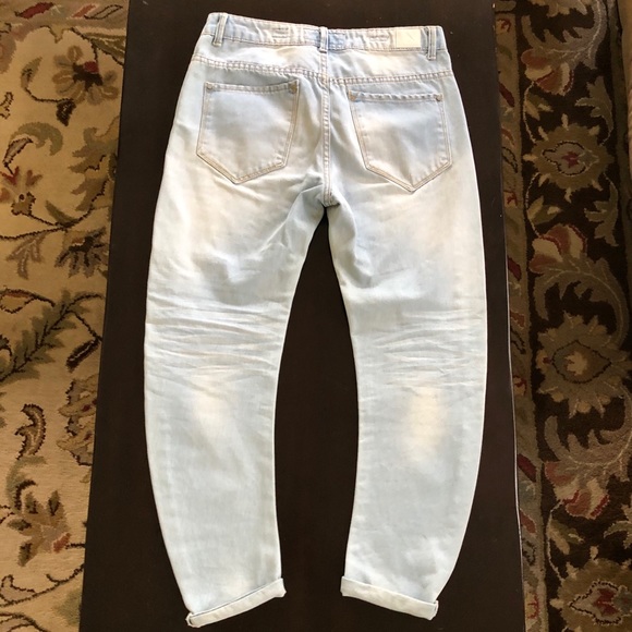 European “Medicine” Light Washed Skinny Jeans - Picture 4 of 8